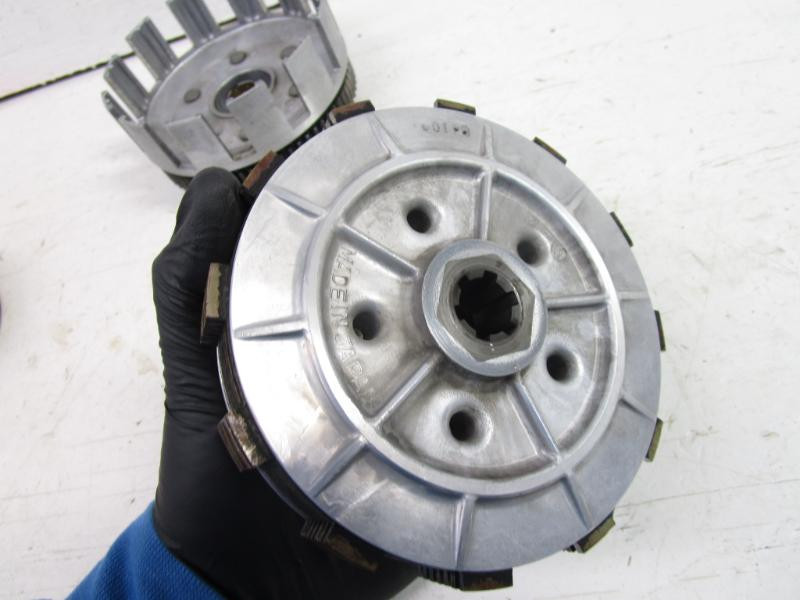 1980 80 Kawasaki KL 250 A3 Inner Outer Clutch Basket 13081-1046